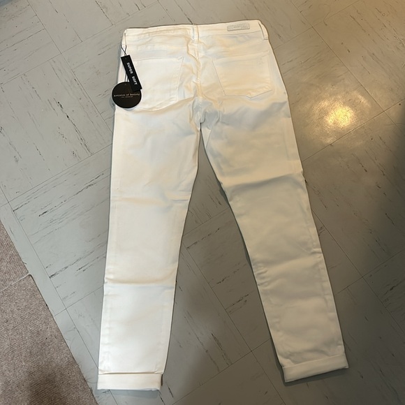 NWT women’s waist size 28 Article of Society white cuff crop pants - Picture 4 of 5